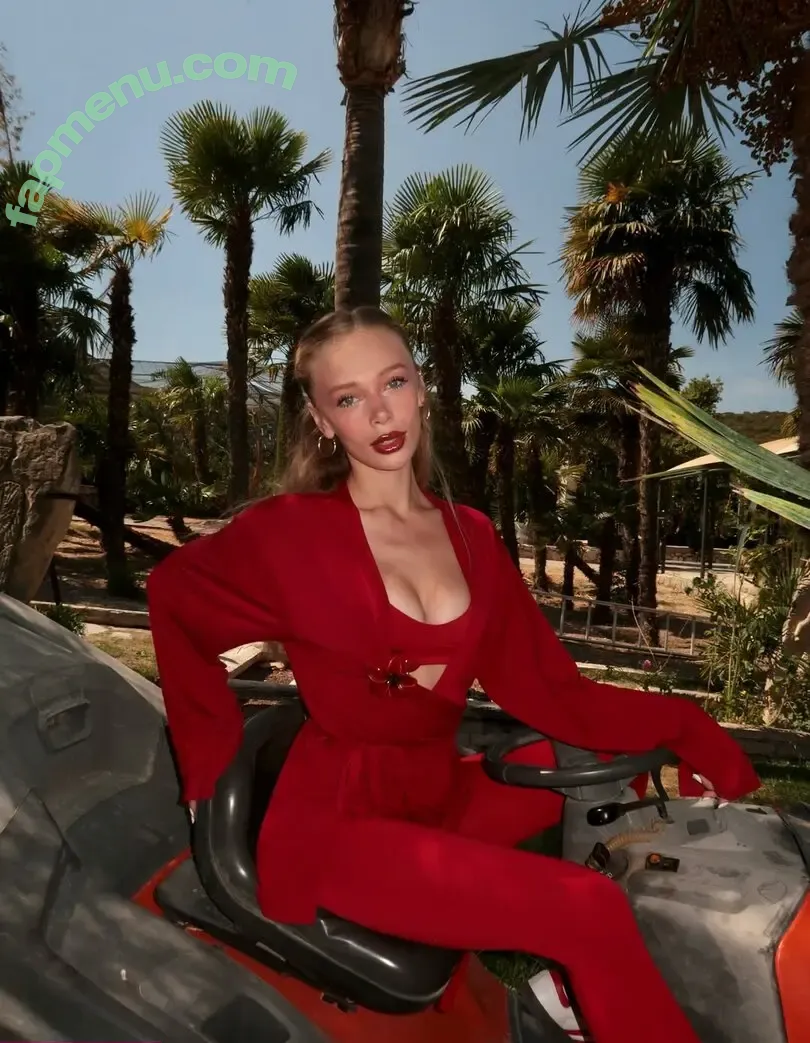 Yaren Alaca nude photo #0042 (yarenalaca)