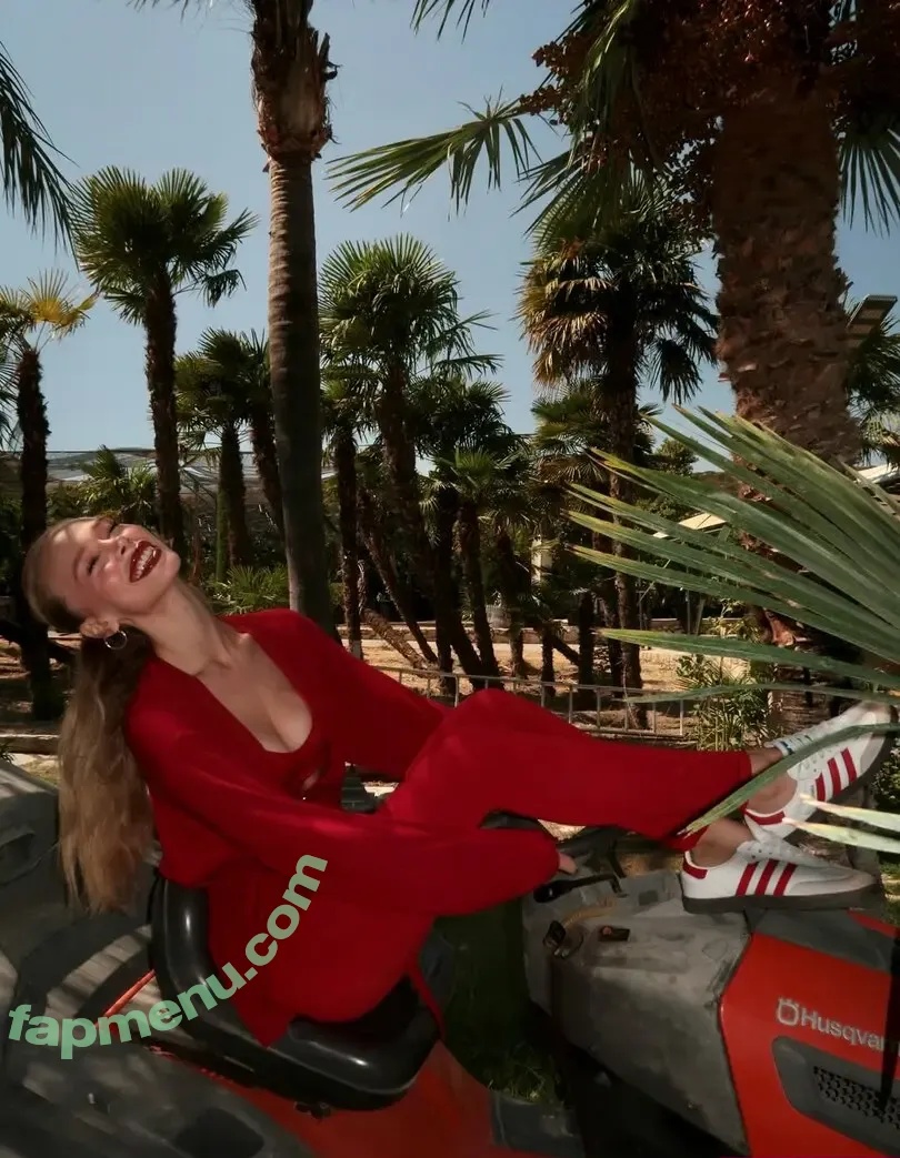 Yaren Alaca nude photo #0043 (yarenalaca)