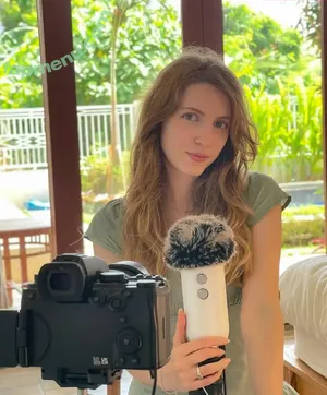 Yarify ASMR / yarifyy nude photo #0044