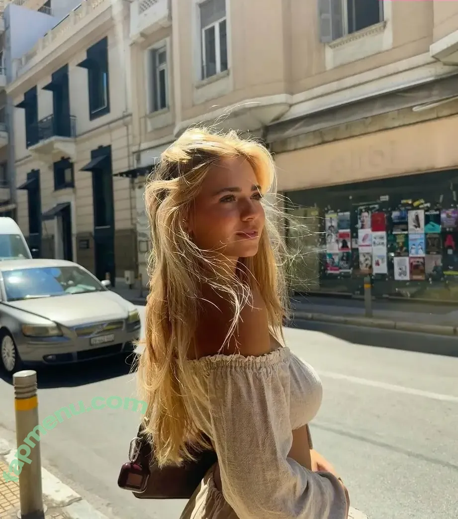 Yarin Luvich nude photo #0024 (yarin.luvich)