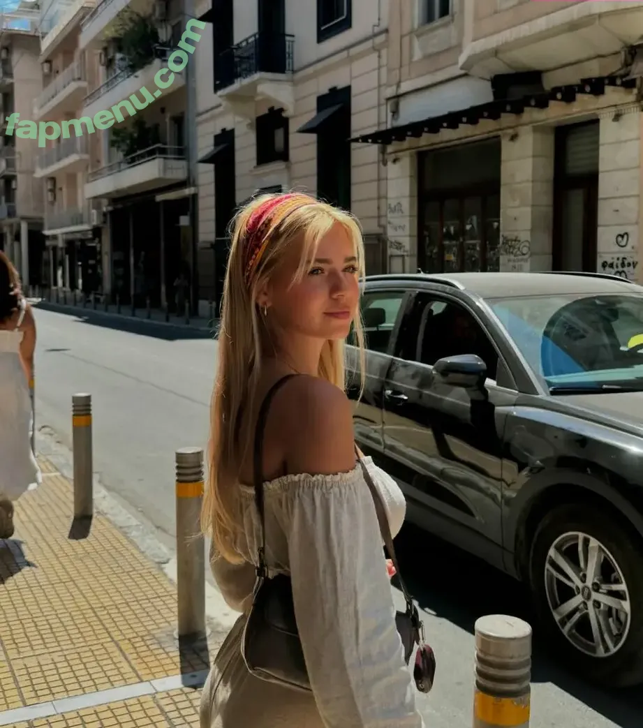 Yarin Luvich nude photo #0026 (yarin.luvich)