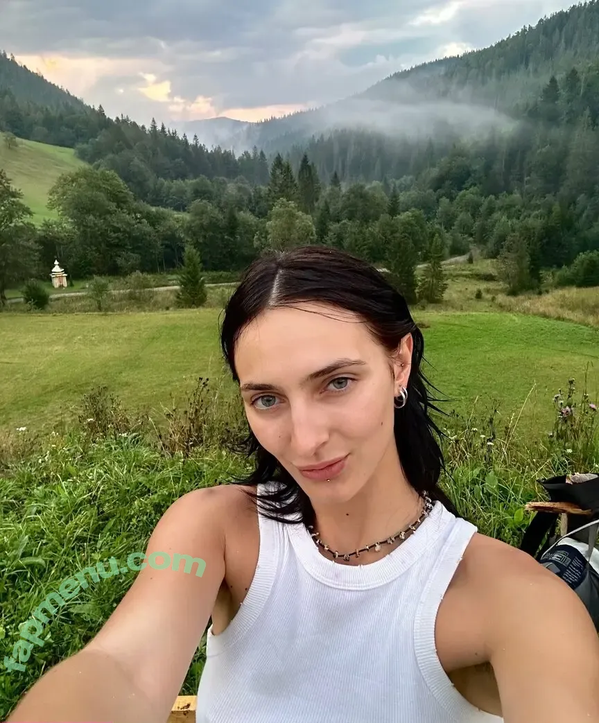 yaroslavakraz nude photo #0026 (yaroslavakrasiuk)
