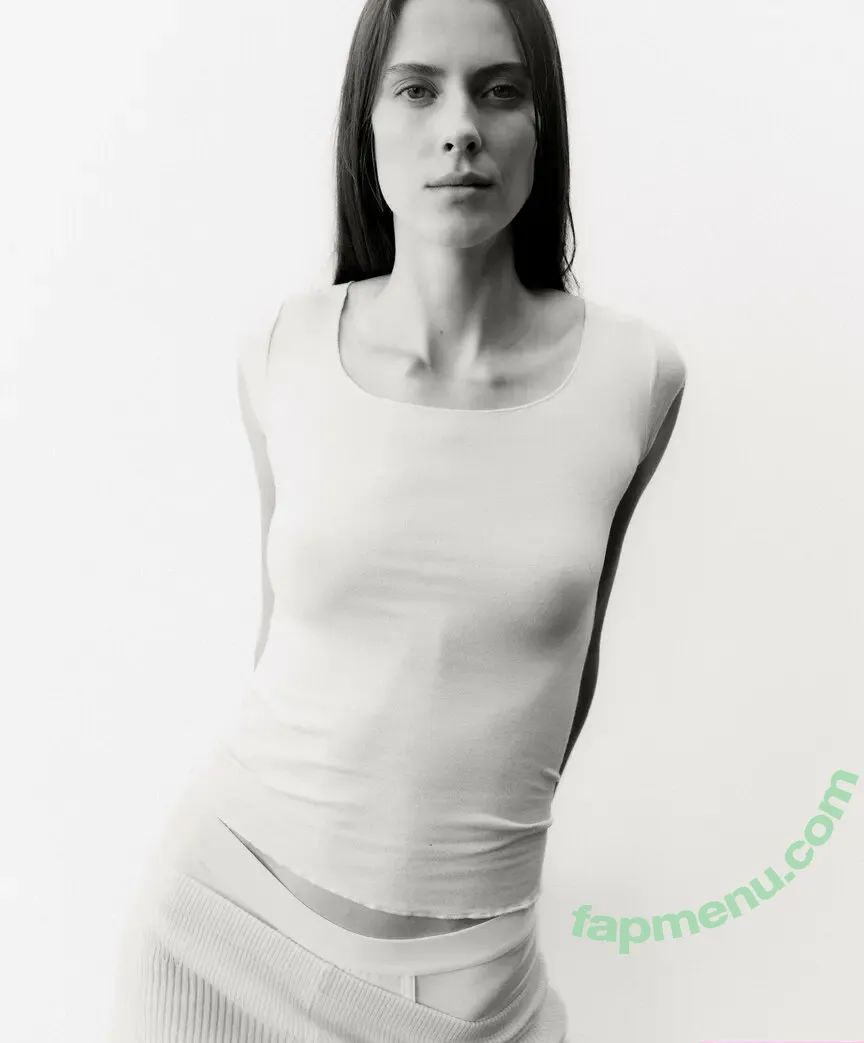 Yaroslova Mahuchikh nude photo #0022 (rosya_dp)
