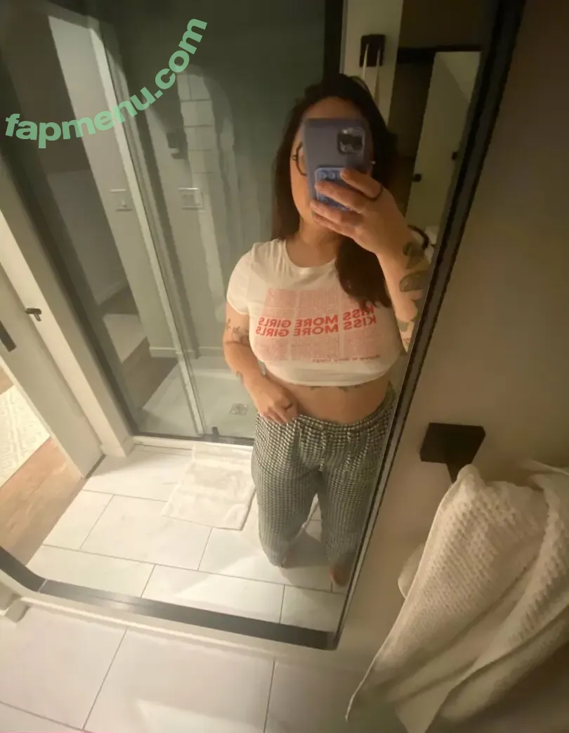 yaseminfuches nude photo #0010 (yaseminfuches)