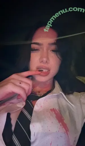 Yasilisches nude photo #0087