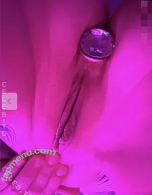 yasm.inmck_ / dievonnebenan / nimsaymck / yasm.inmck_x / yasminmck / yasminmckxc nude photo #0004