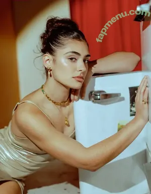 Yasmeen Fletcher / yasmeenfletcher nude photo #0171