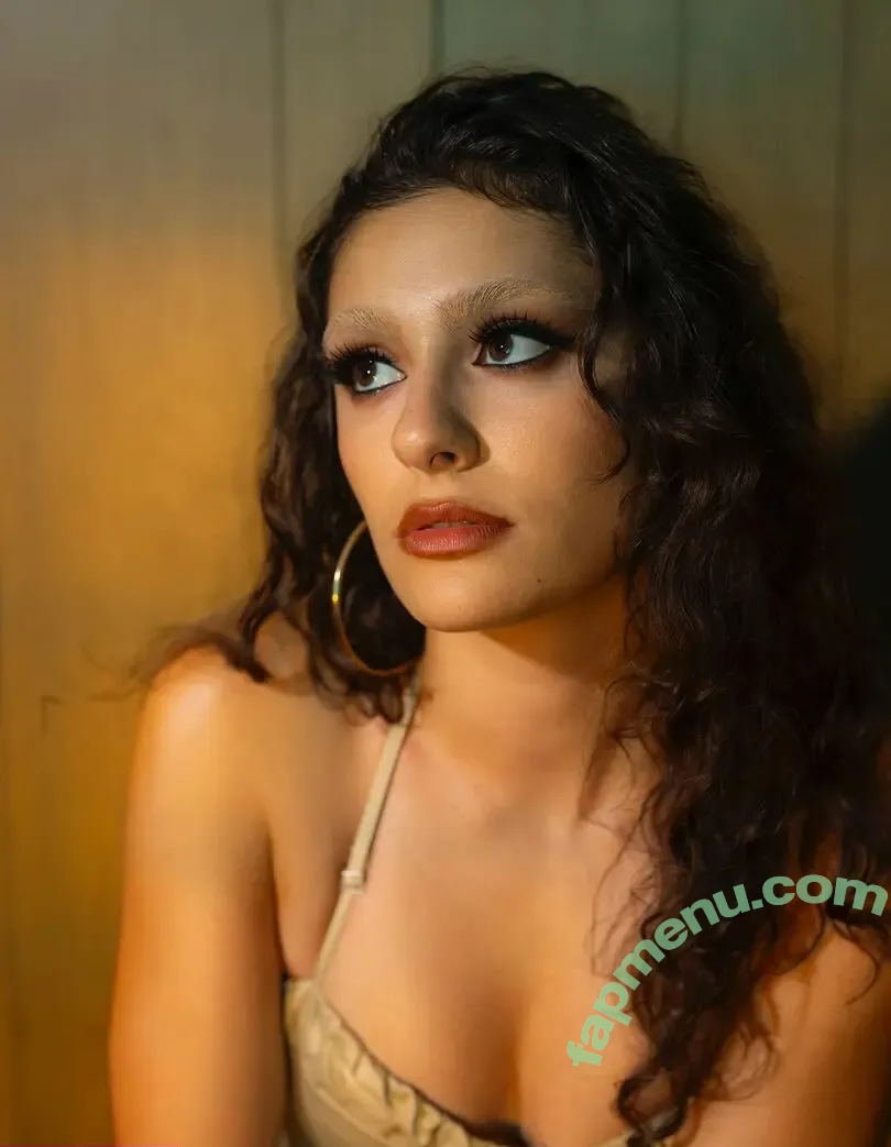 Yasmeen Fletcher nude photo #0152 (yasmeenfletcher)