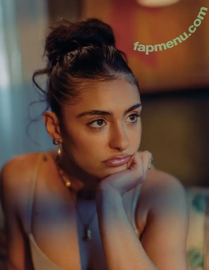 Yasmeen Fletcher nude photo #0160 (yasmeenfletcher)