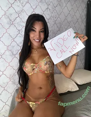 yasmimmfontes / yasminffontes nude photo #0039