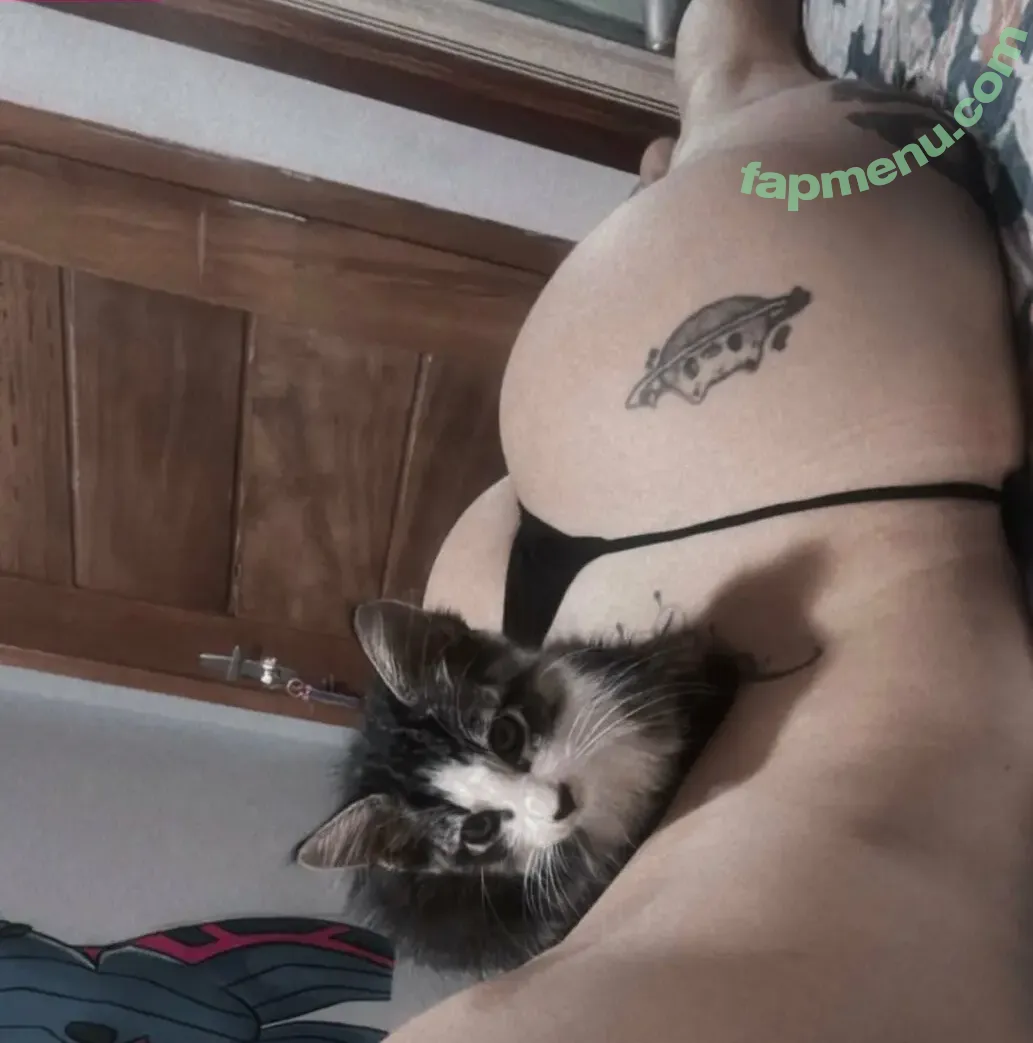 Yasmin Cat nude photo #0009 (yasmim_catt)