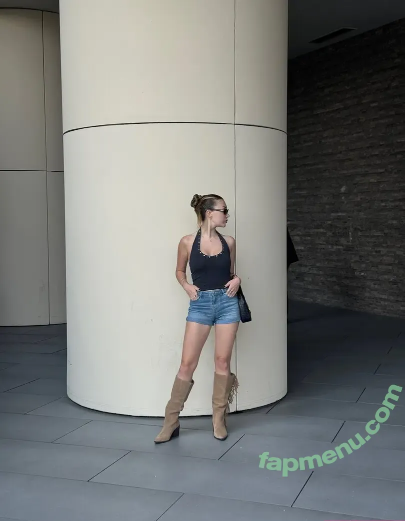 Yasmin Erbil nude photo #0006 (yasminerbil)