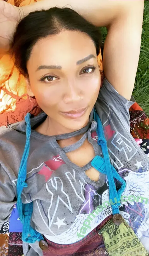 Yasmin Lee nude photo #0050 (tsyasmin / tsyasminlee)