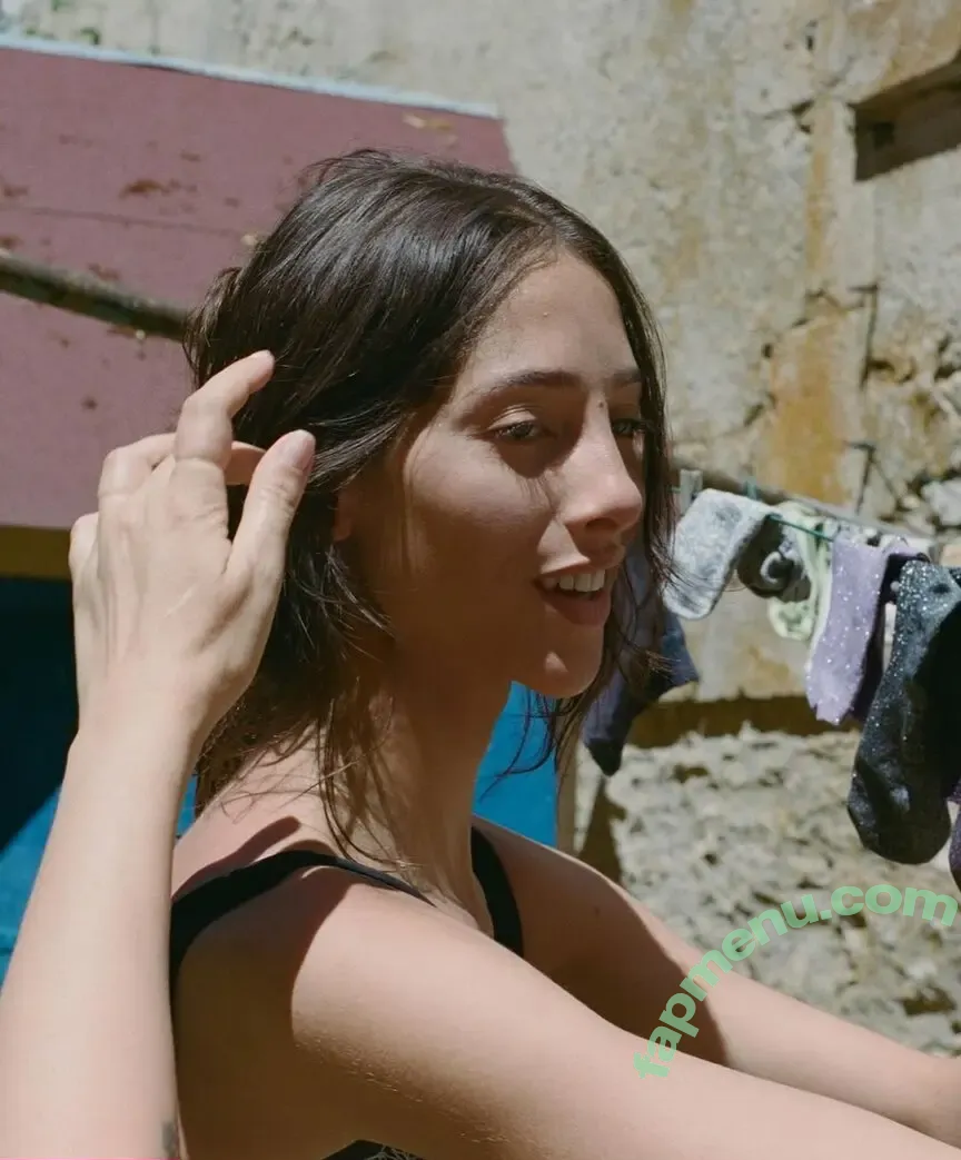 Yasmin Wijnaldum nude photo #0040 (yasminwijnaldum)