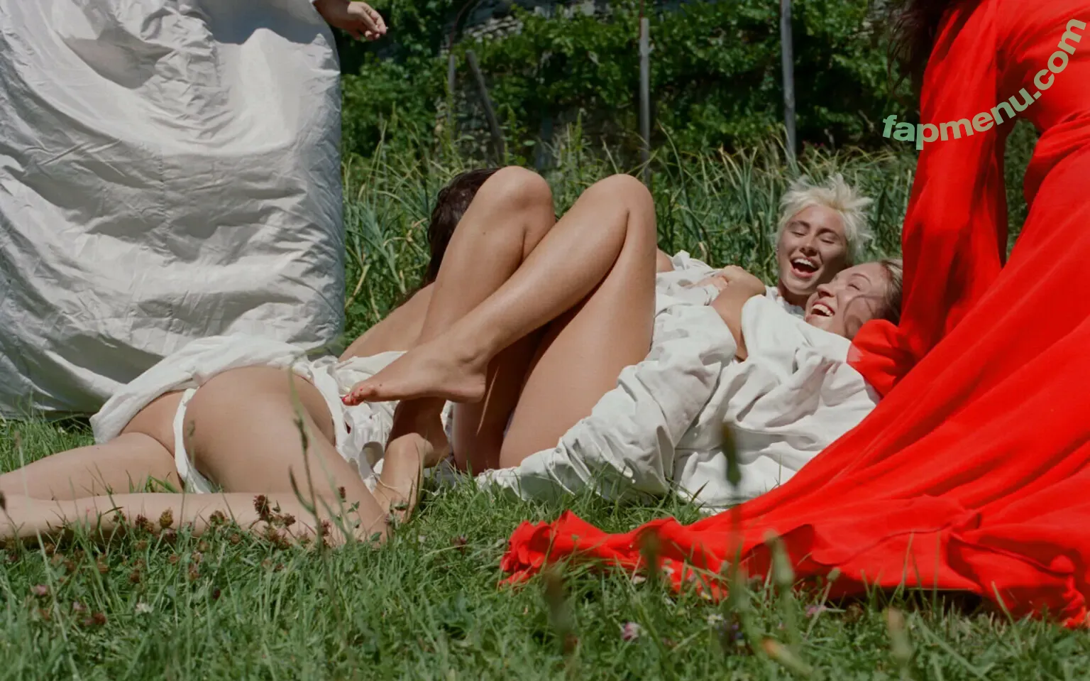 Yasmin Wijnaldum nude photo #0043 (yasminwijnaldum)