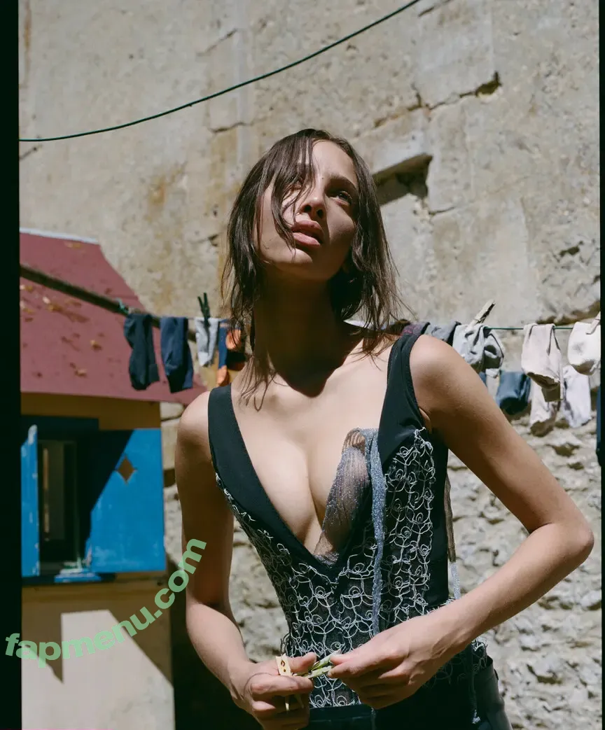 Yasmin Wijnaldum nude photo #0048 (yasminwijnaldum)