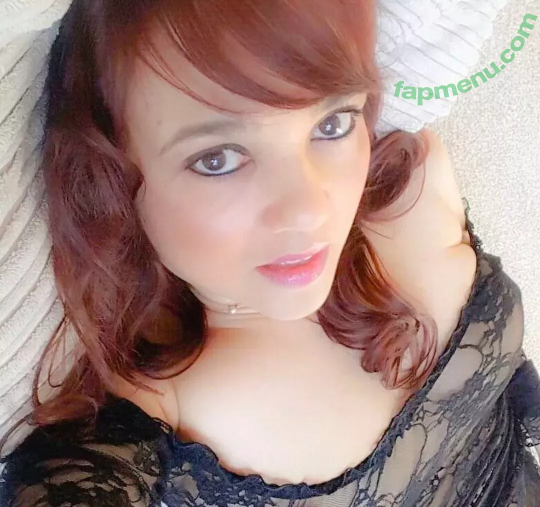 Yasmin nude photo #0008 (itsyasmin / sheffhotwife / velvetyas)