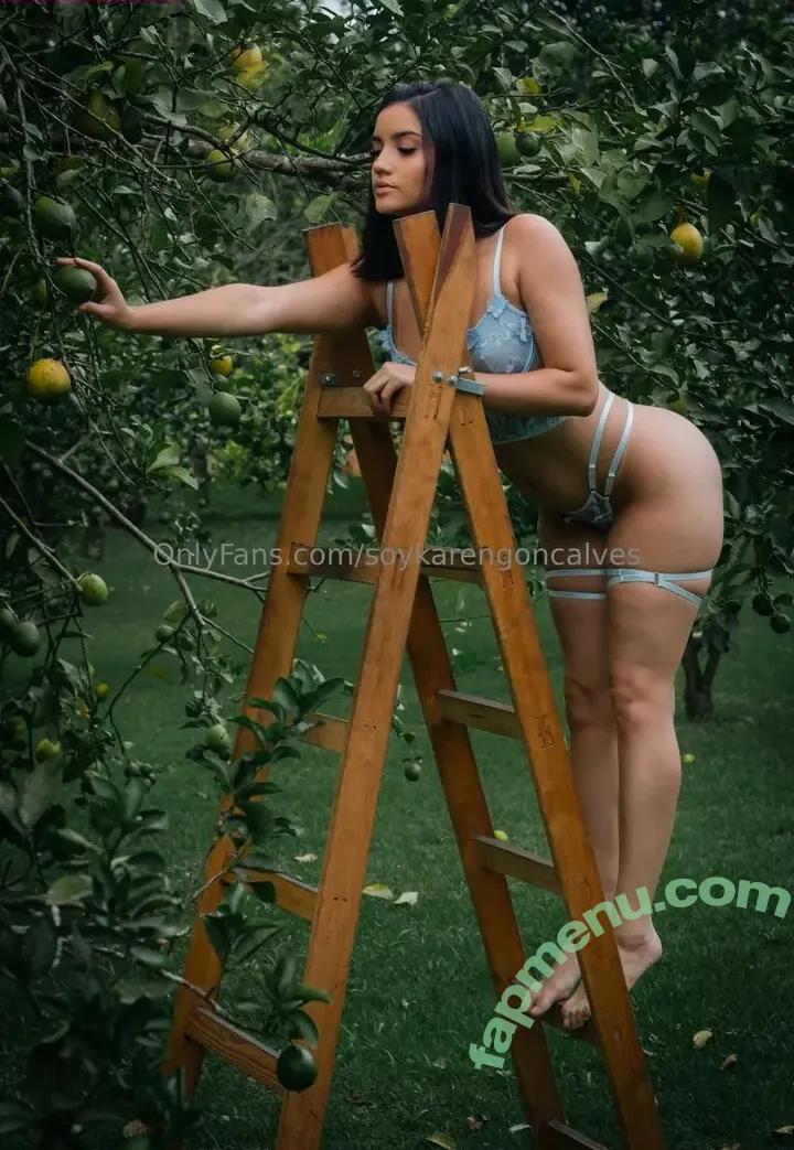 yasminbertolini nude photo #0004 (yasminbertolini15)