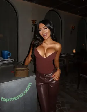 yasmine_eve / yasbaby1 nude photo #0129