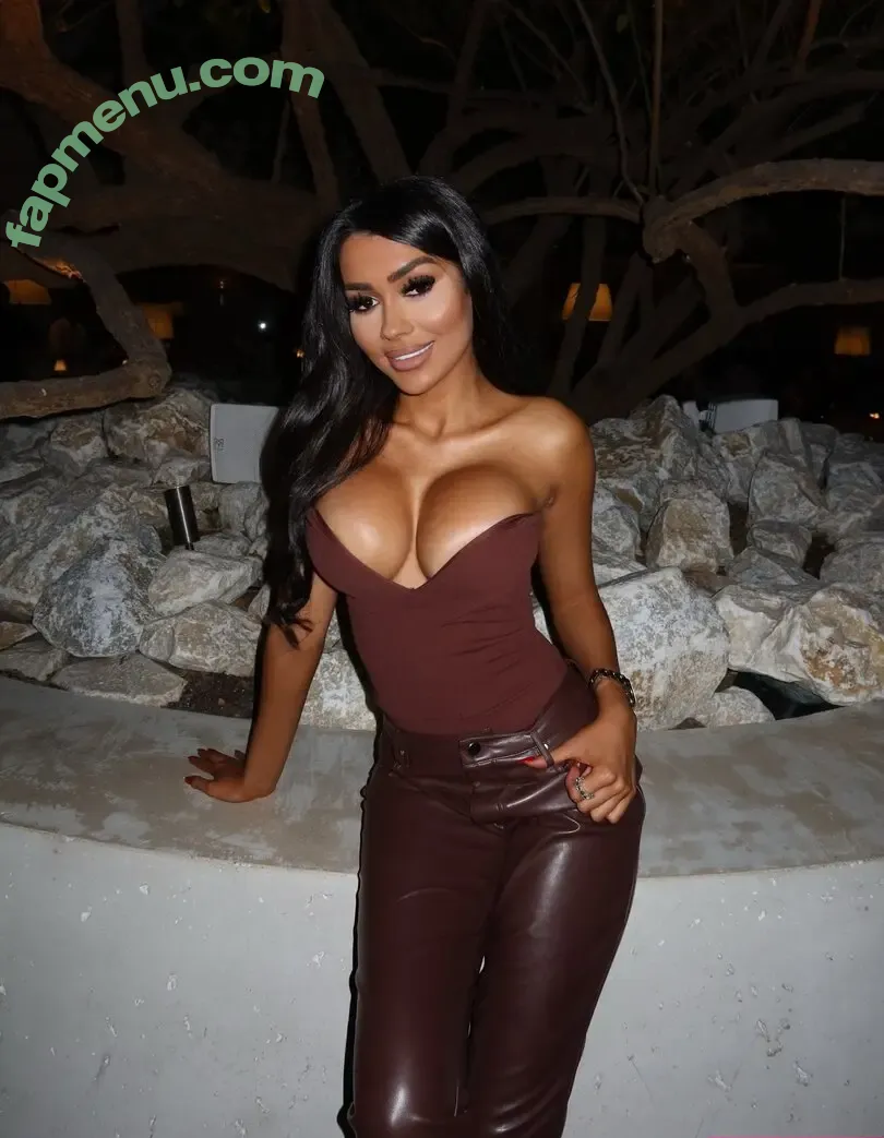 yasmine_eve nude photo #0130 (yasbaby1)