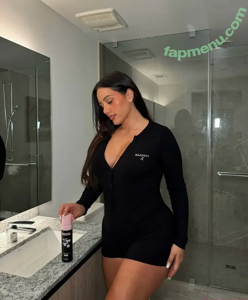 Yasmine MInovski nude photo #0160 (yasmine_minovski)