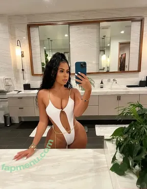 yasminelopez / theyasminelopez nude photo #0022