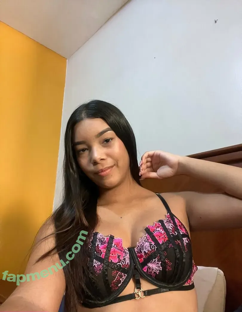 yasminlopezz nude photo #0008 (theyasminelopez)