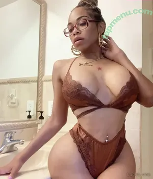  nude photo #0006