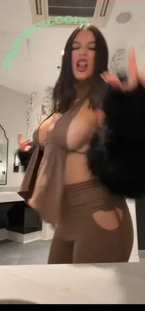 Yasnababy nude photo #0007 (Maya.Yasna / Yghbi.yasna)