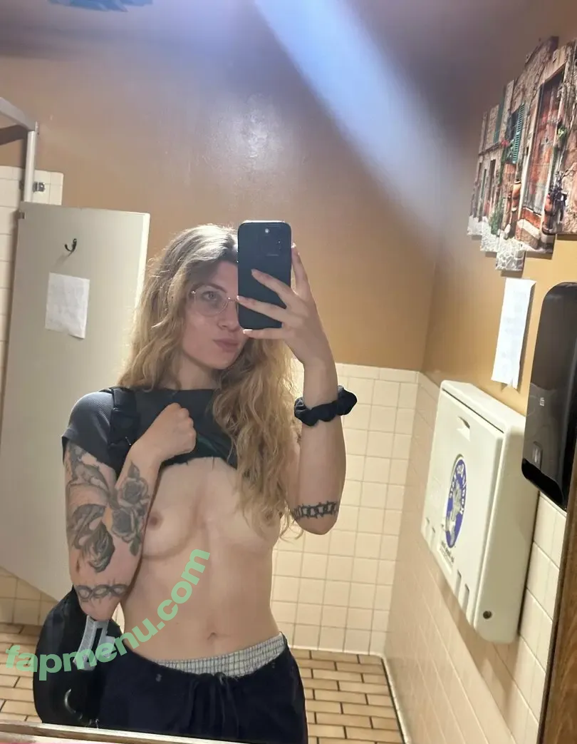 yavannaxk nude photo #0025 (yavannaxk)