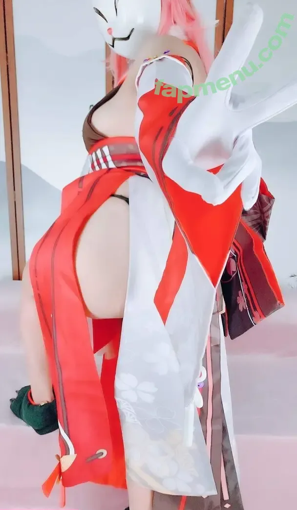 Yaxie Lotte nude photo #0039 (YaxieLotte)