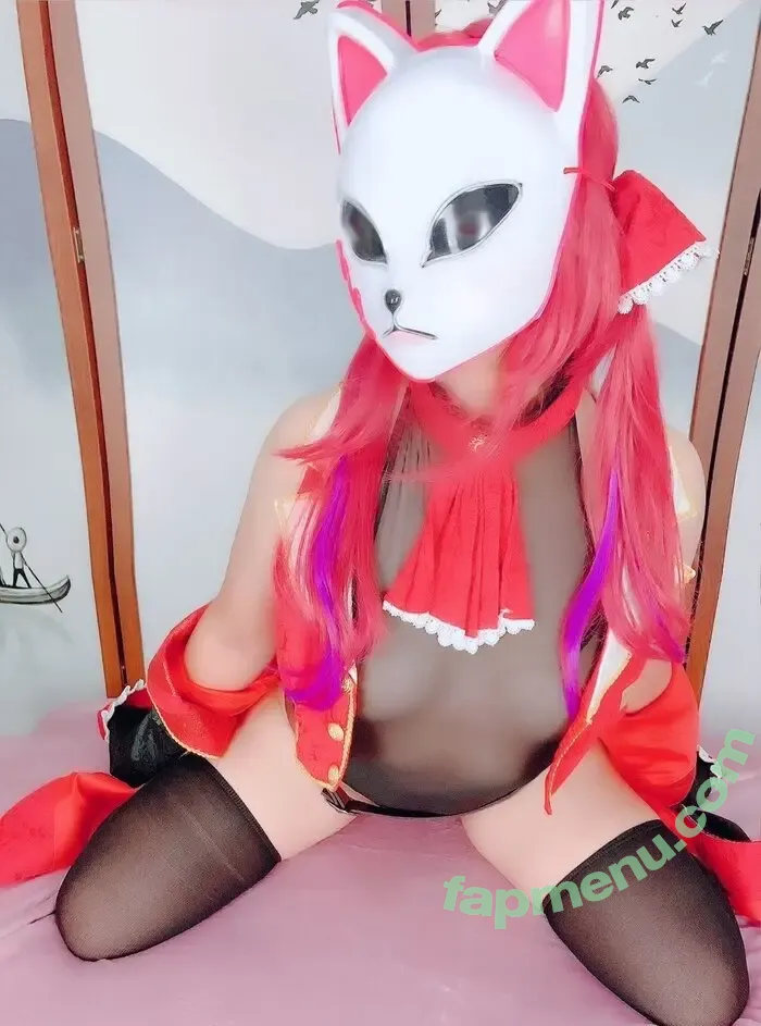 Yaxie Lotte nude photo #0296 (YaxieLotte)