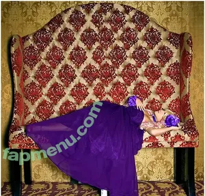 Yaya Han / yayahan nude photo #0161