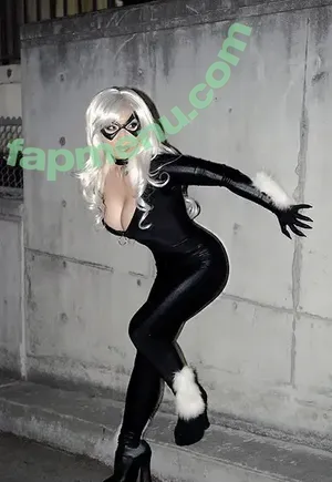 Yaya Han / yayahan nude photo #0219