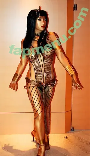 Yaya Han / yayahan nude photo #0221