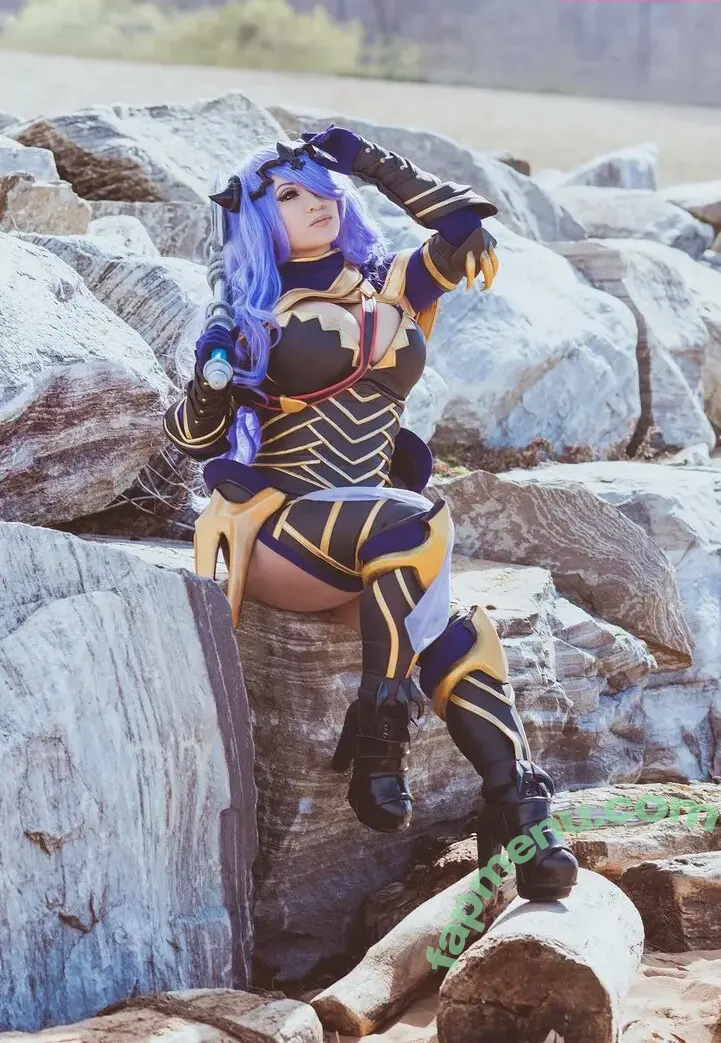 Yaya Han nude photo #0145 (yayahan)