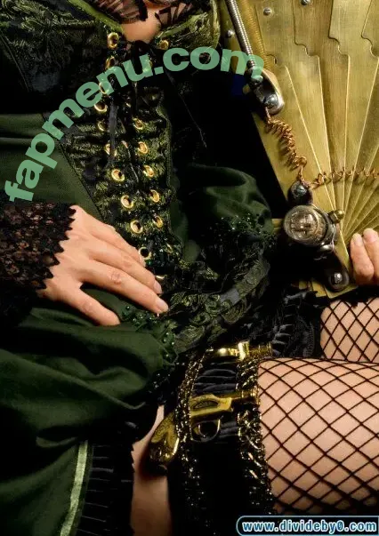 Yaya Han nude photo #0181 (yayahan)