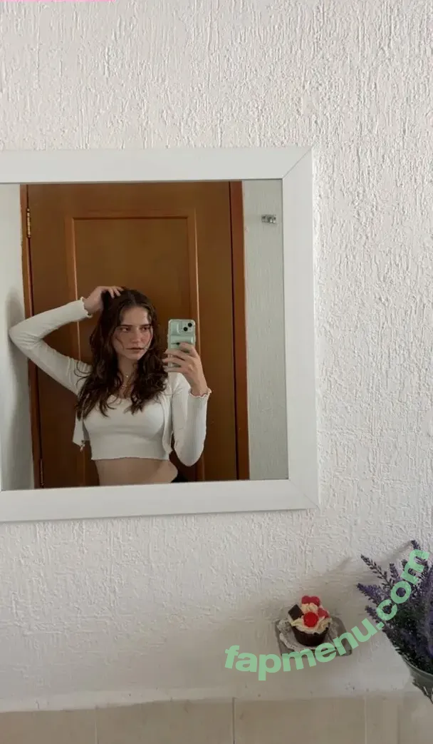 Yaya Ruiz nude photo #0001 (yayaruiz402)