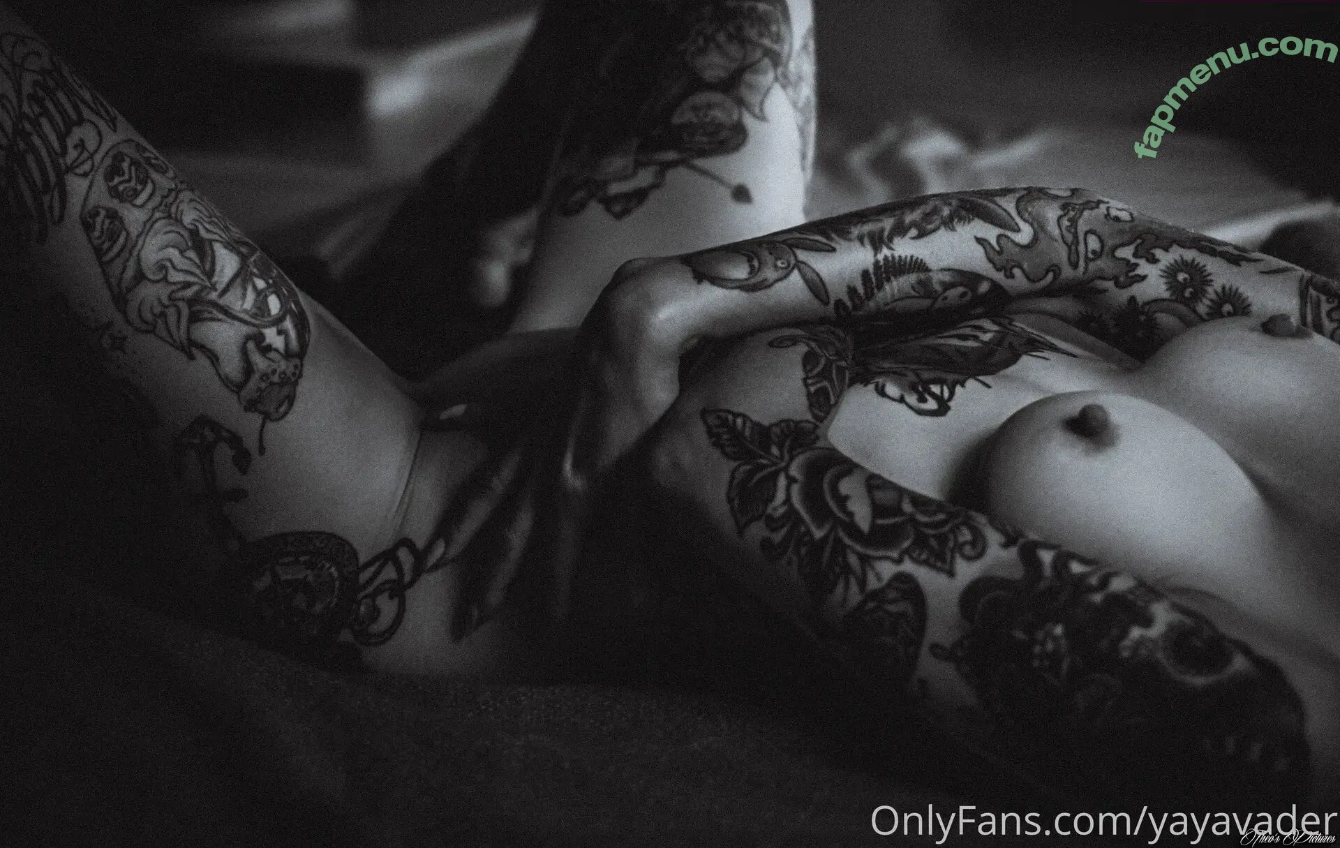 Yaya Vader nude photo #0015 (curlyhairandtattoos)