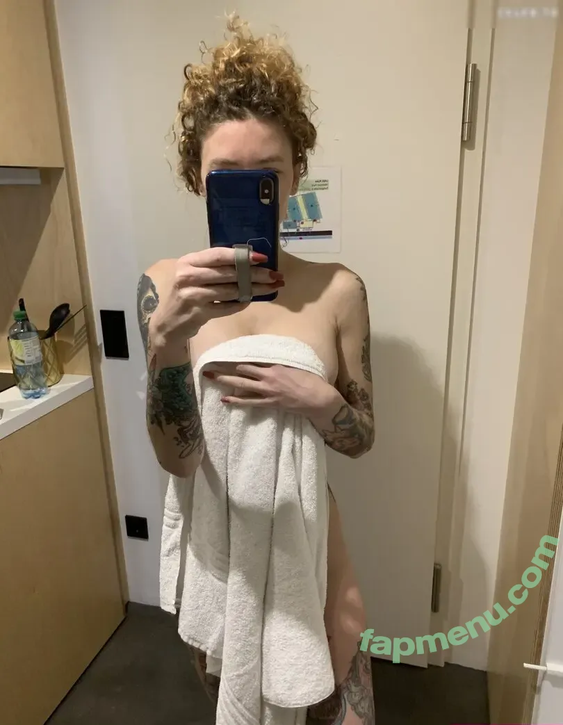 Yaya Vader nude photo #0088 (curlyhairandtattoos)