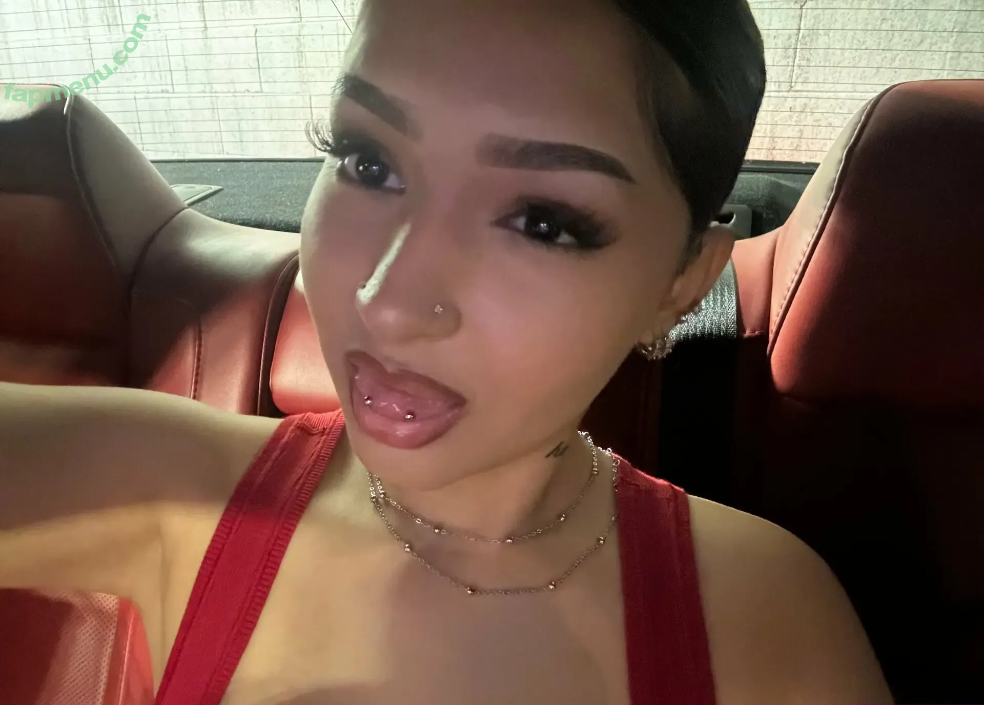 yayabunnyyy nude photo #0026 (lusciousyayaaa / yayabunnyy)