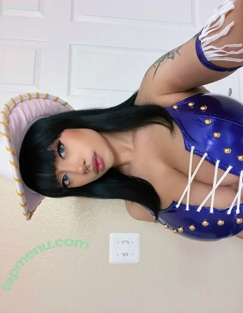 Yazbunny nude photo #0004 (oceanm4n / yazbunnyy / yazzelberry)