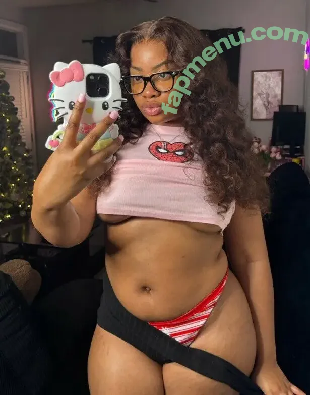 Yazmynswrld nude photo #0060 (Yazmynswrld)