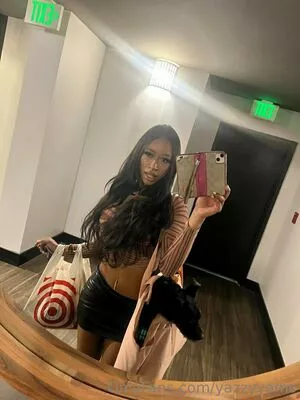 yazzyyams / Queen Yasmeena / yazzylonglegs nude photo #0429