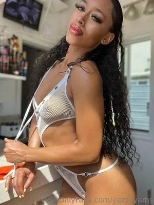 yazzyyams / Queen Yasmeena / yazzylonglegs nude photo #0437