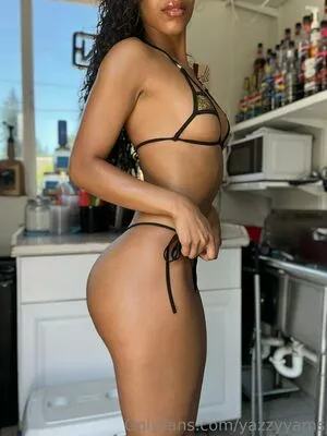 yazzyyams / Queen Yasmeena / yazzylonglegs nude photo #0445