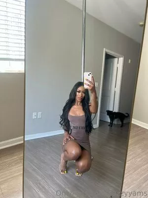 yazzyyams / Queen Yasmeena / yazzylonglegs nude photo #0511