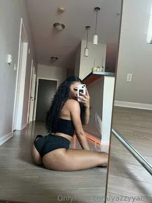 yazzyyams / Queen Yasmeena / yazzylonglegs nude photo #0594