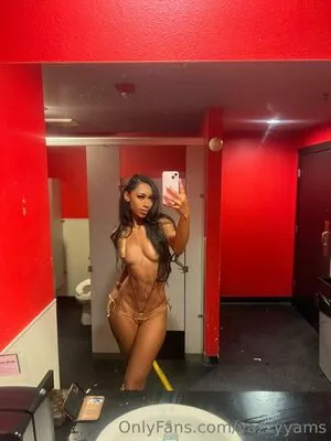 yazzyyams / Queen Yasmeena / yazzylonglegs nude photo #0644