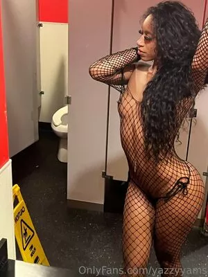 yazzyyams / Queen Yasmeena / yazzylonglegs nude photo #0750